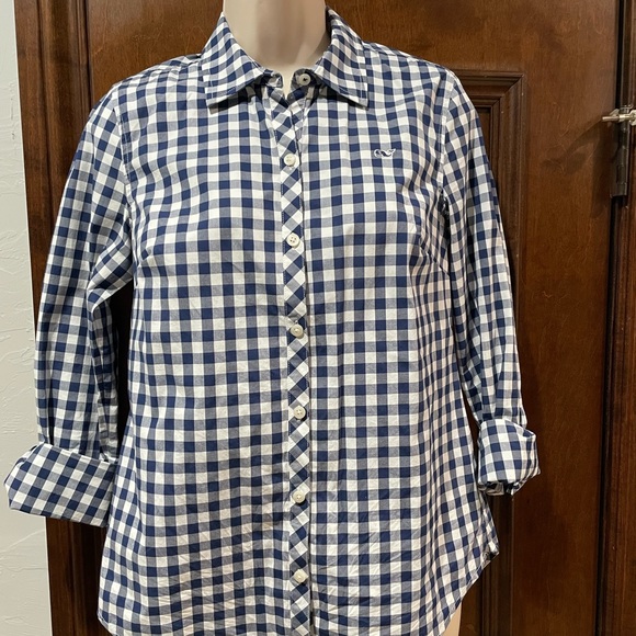 Vineyard Vines Classic Button Up - Picture 5 of 7